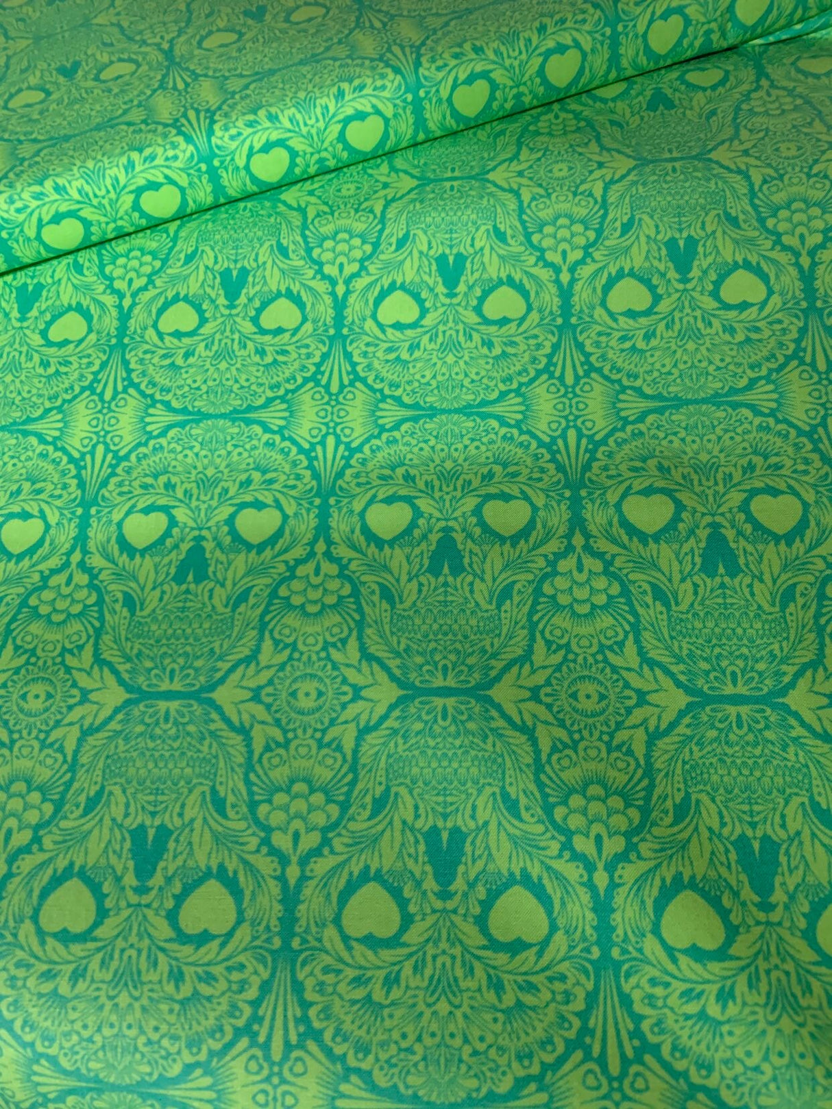 Tula Pink De La Luna- Sugar Skull - Mystic fat Quarter OOP