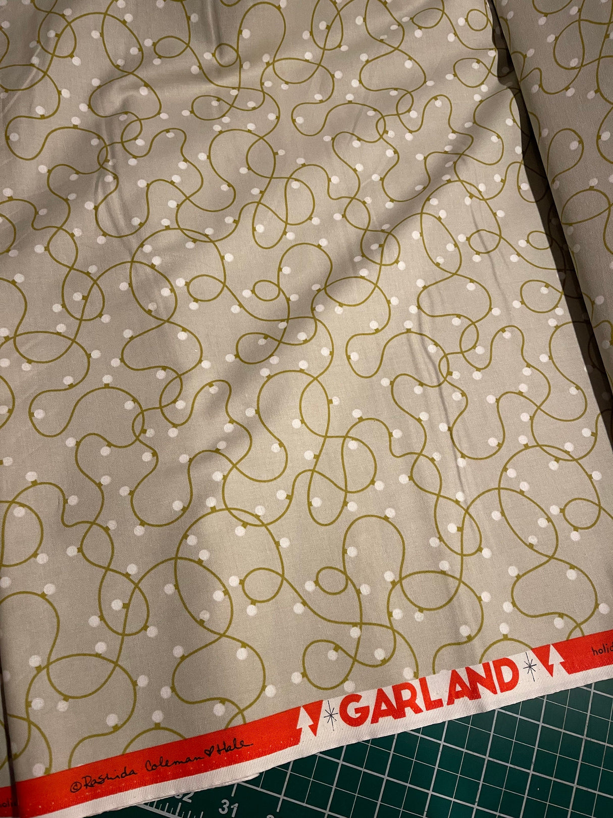 Cotton + Steel garland *Fat Quarter*