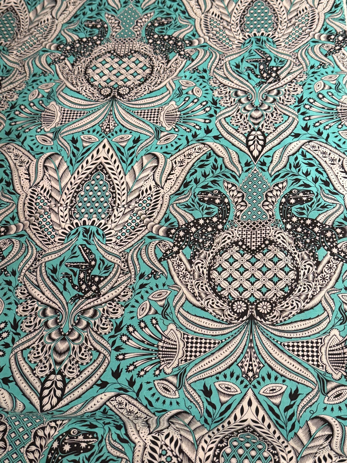 Tula Pink ROAR! Gift Rapt- Mint by the half yard